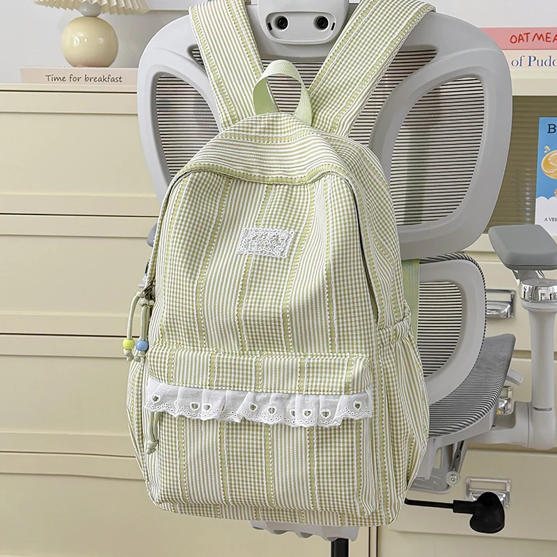 Stylischer gestreifter Design-Rucksack Karnz