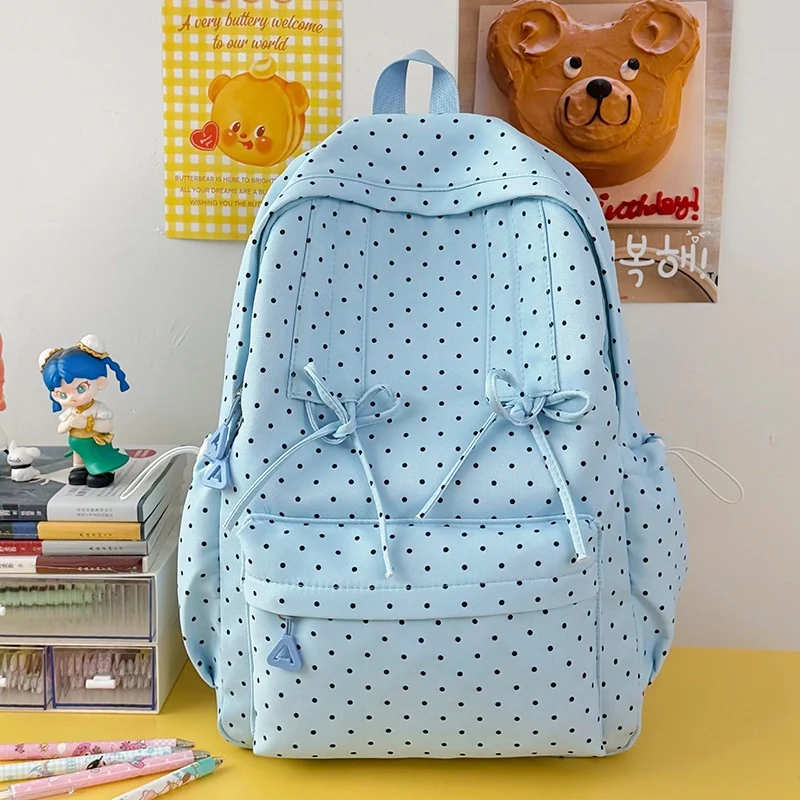 Stylische gepunktete Schultasche Karnz