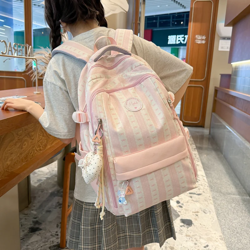 Funktionaler Easy-Access Schulrucksack Karnz