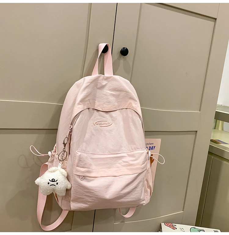 Lässiger Rucksack mit Schlüsselanhänger Karnz