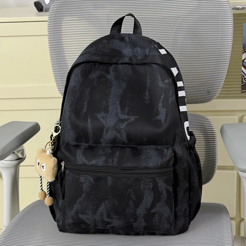Lässiger Rucksack für Schule und Reisen Karnz