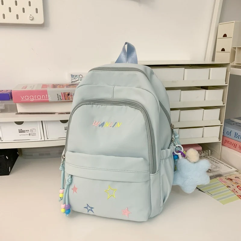 Verspielter mit Sternen verzierter Rucksack Karnz