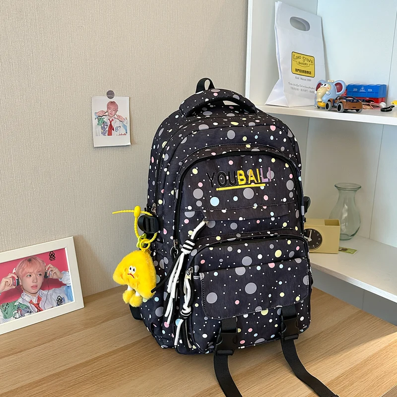 Verspielter Pünktchen Schulranzen Karnz