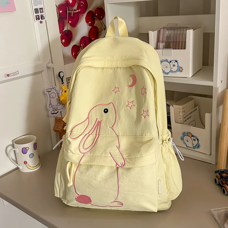Adorable Cartoon Bunny-Designed Rucksack Karnz