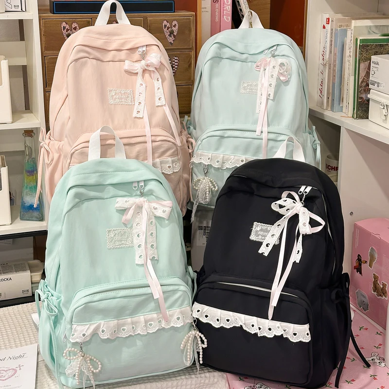 Dekorativer Cartoon-Charakter-Rucksack Karnz