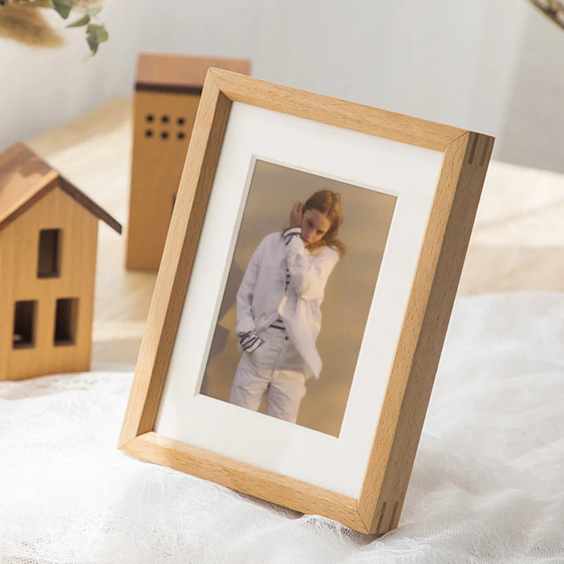 Moderner natürlicher Holz-Bilderrahmen für die Wohnkultur