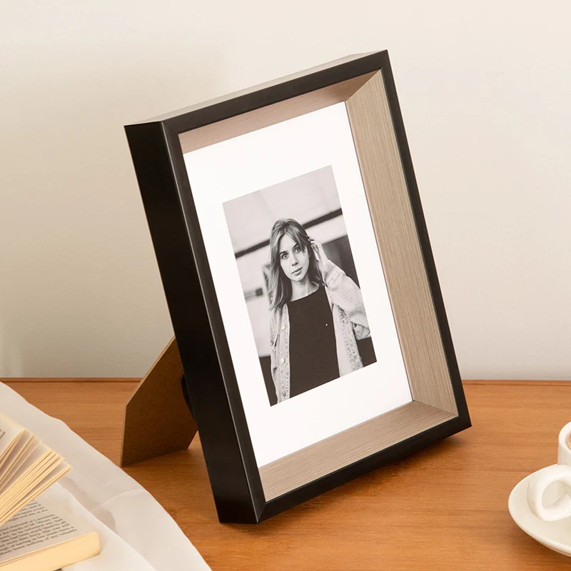 Zeitgenössischer Fotodisplayrahmen