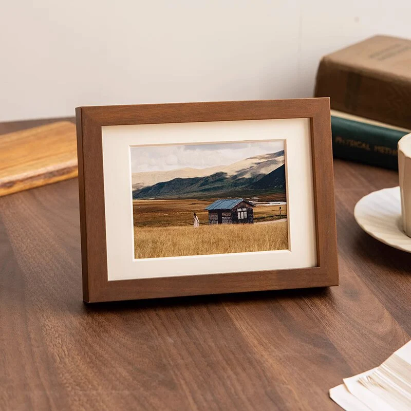 Minimalistischer Holzfoto-Rahmen