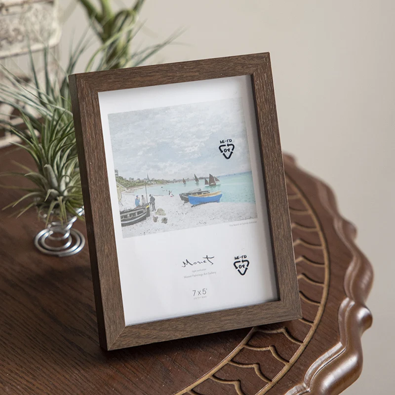 Eleganter Holz-Fotoahmen für Tischpräsentation