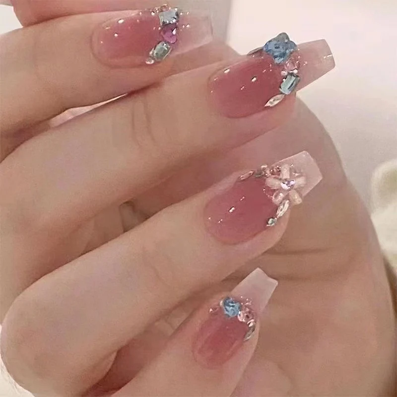Glitzerndes Press-On Blumennagelset