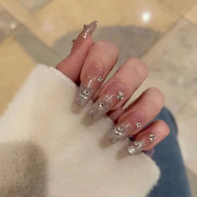 Glamouröse Strass Glitzer Press-On Nägel