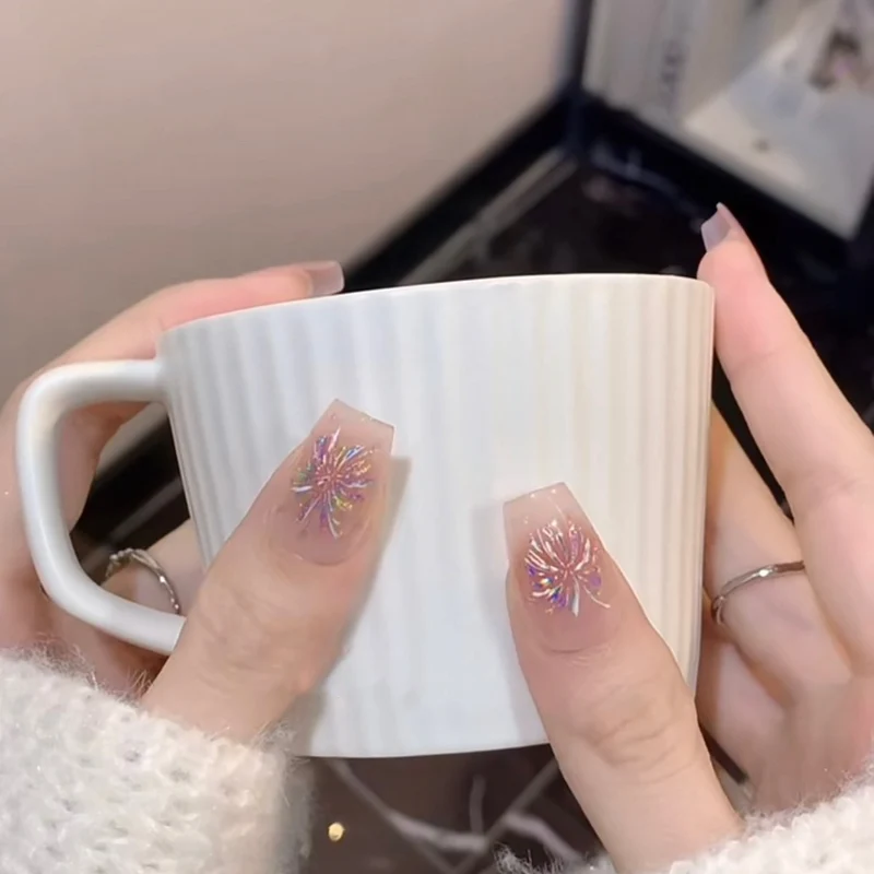 Künstlerische Press-On Nageldesign 1791106491