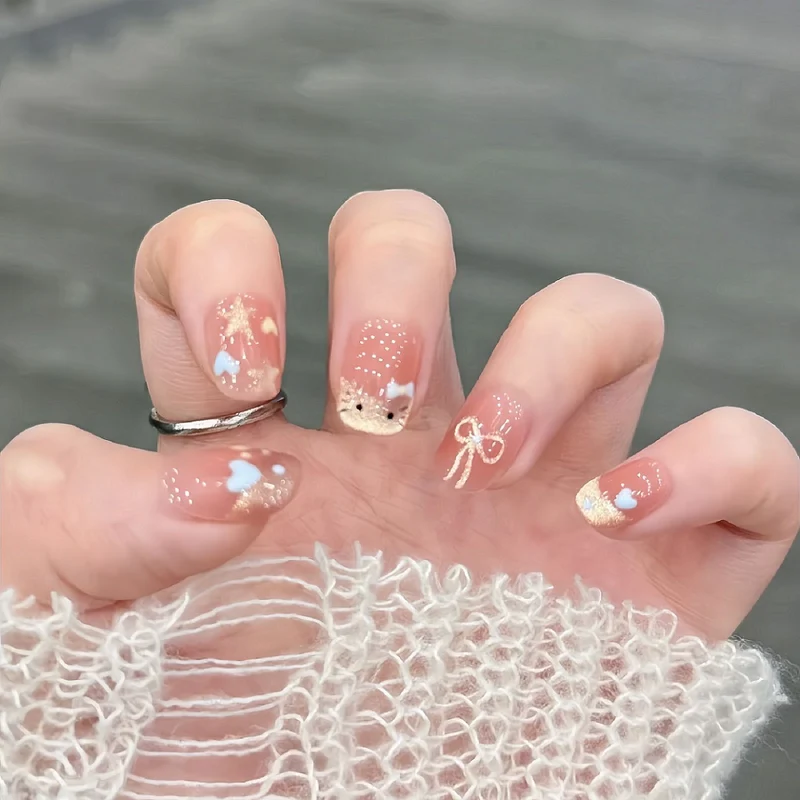 Künstlerische Press-On Nagelkunst