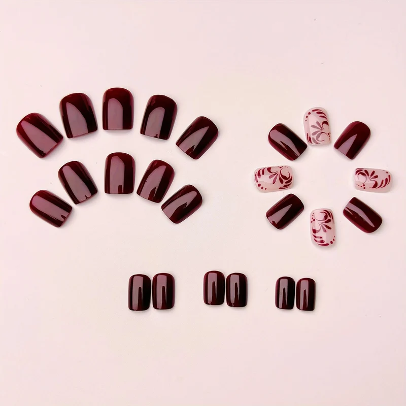 Elegante florale Wasser-Marmorierung Nagelkunst
