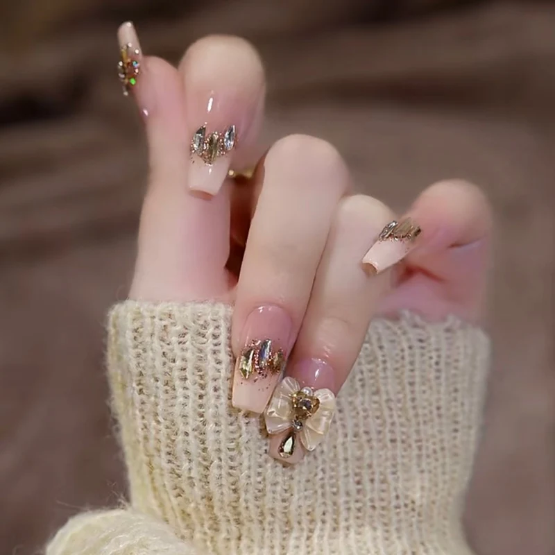 Glamouröses Nail Art Kit