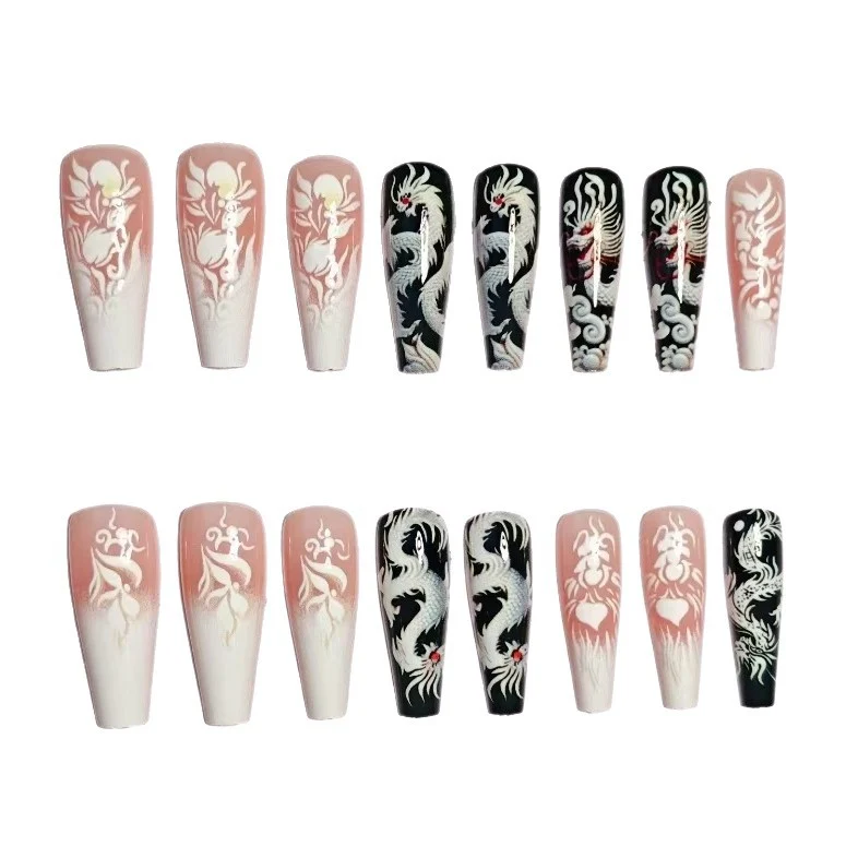Künstlerische Nagelkunst