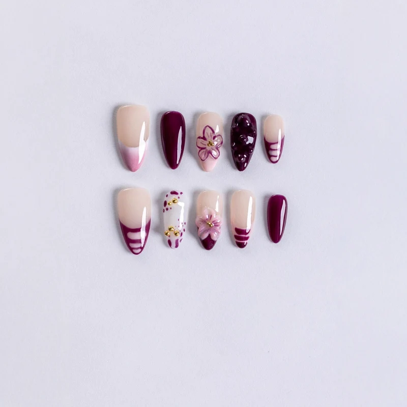 Blumenmotiv Press-On Nagelkunst