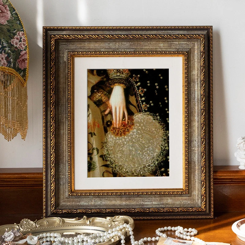 Verschnörkelter Floral-Bilderrahmen für Wohnkultur