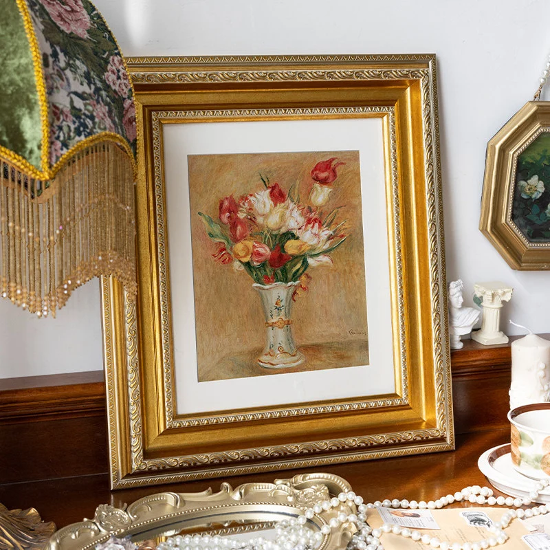 Verschnörkelter Floral-Bilderrahmen für Wohnkultur