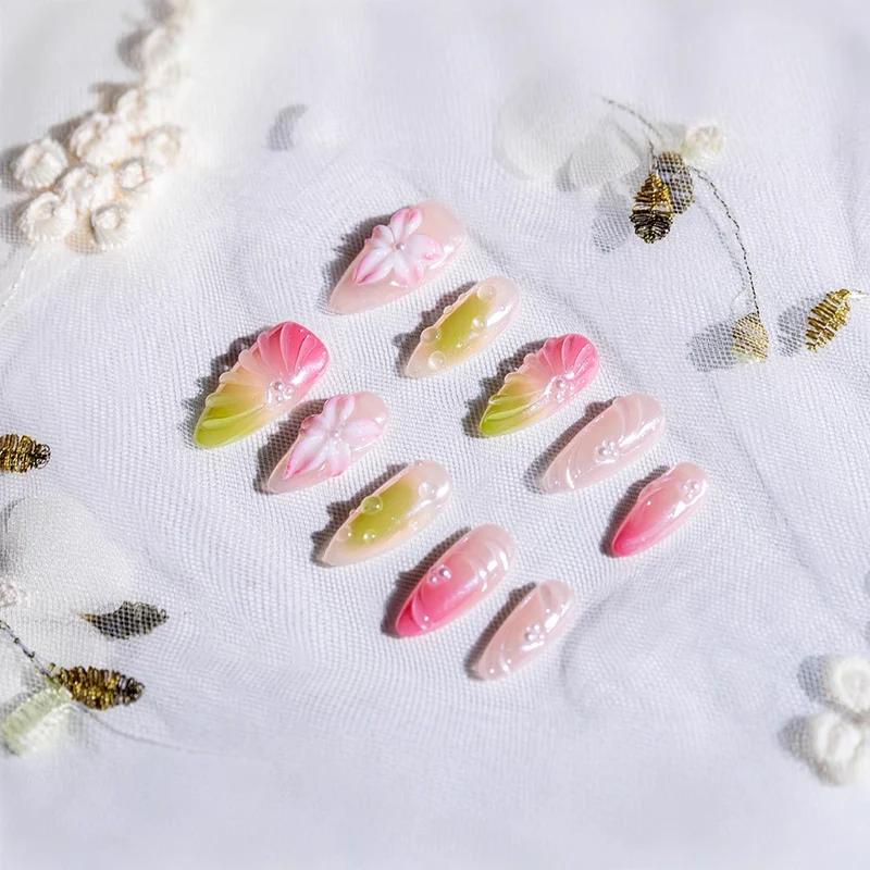 Blumendesign Dekorative Press-On Nagelset