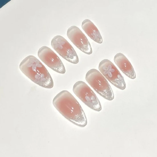 Florale Ombre Press-On Nagelkunst