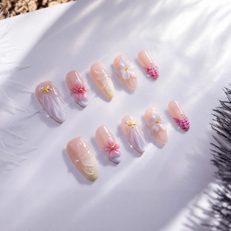 Florale Eleganz Multi-Design Press-On Nägel