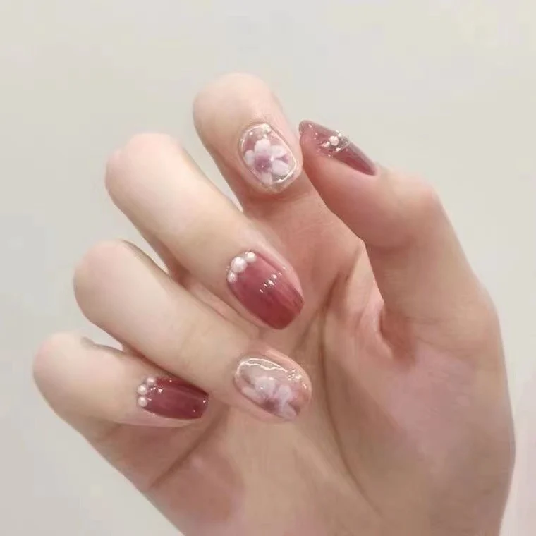 Künstlerisches Floral Press-On Nagel Set