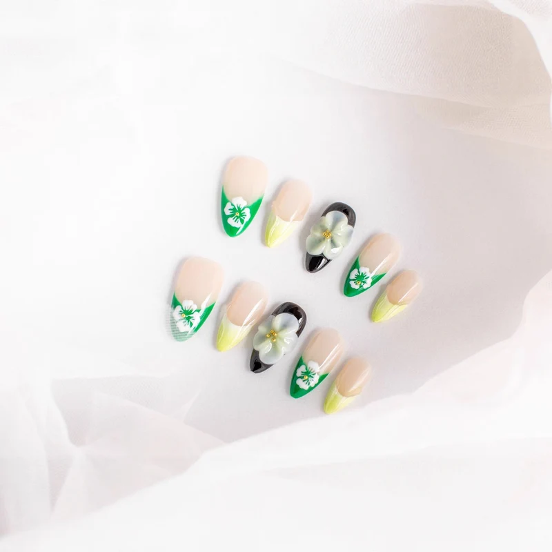 Blumen Kunst Press-On Nageldesign
