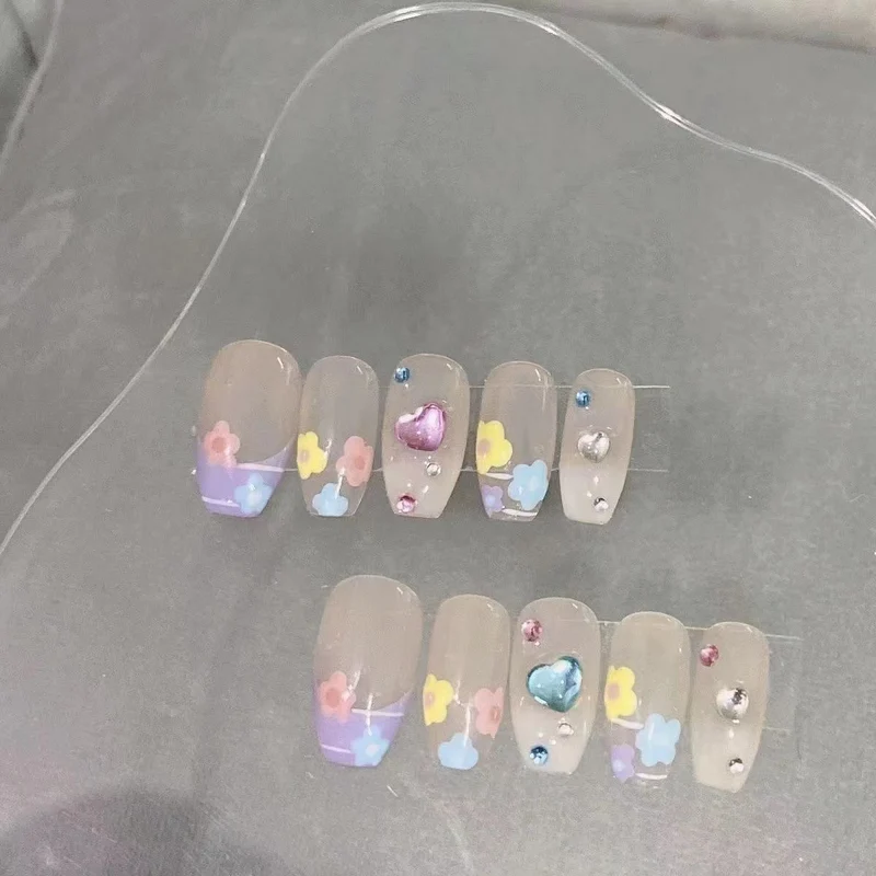Dekorativer Press-On Nagelset