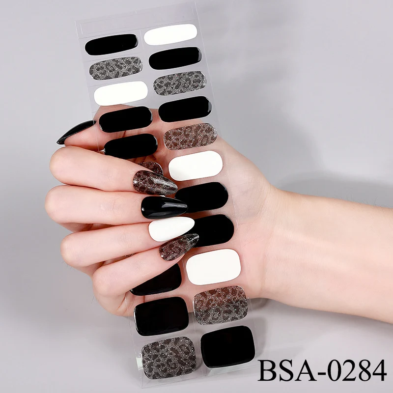Funkelnde Glitzer-Nagelwraps