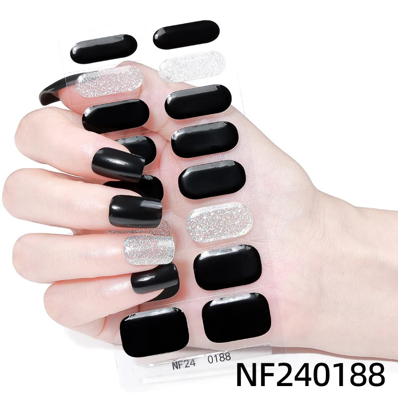 Funkelnde Gel-Nagelwickel