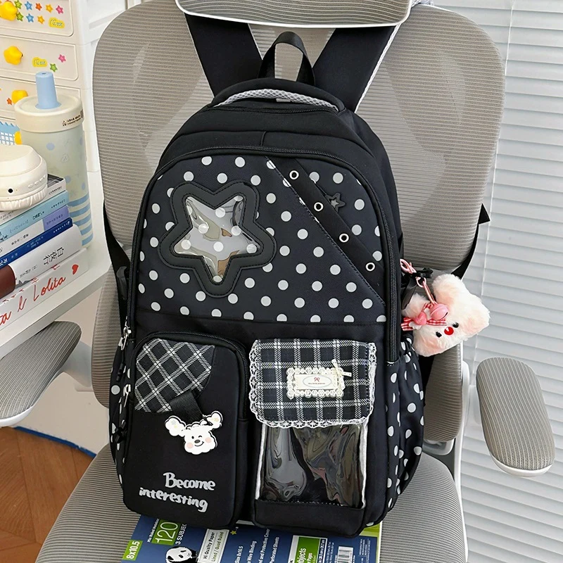 Niedlicher gepunkteter Charakter-Rucksack Karnz