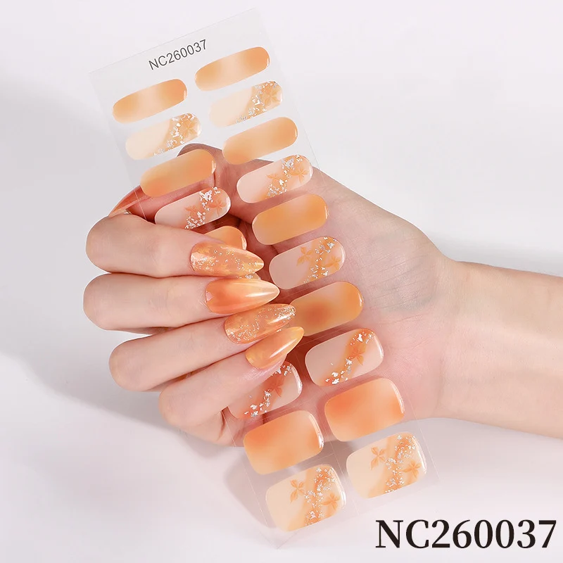 Premium Floral Press-On Nagelkunst