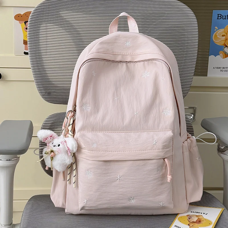 Niedlicher bestickter Rucksack Karnz