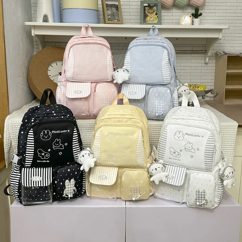Niedlicher, charakterthematischer Schulrucksack Karnz