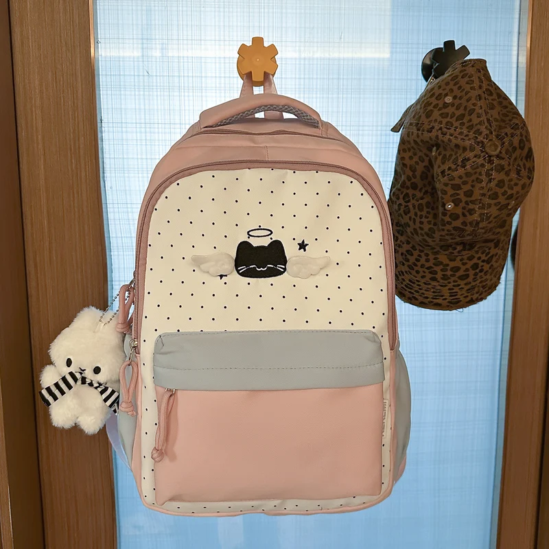 Niedliche Cartoon-Charakter-Rucksack Karnz