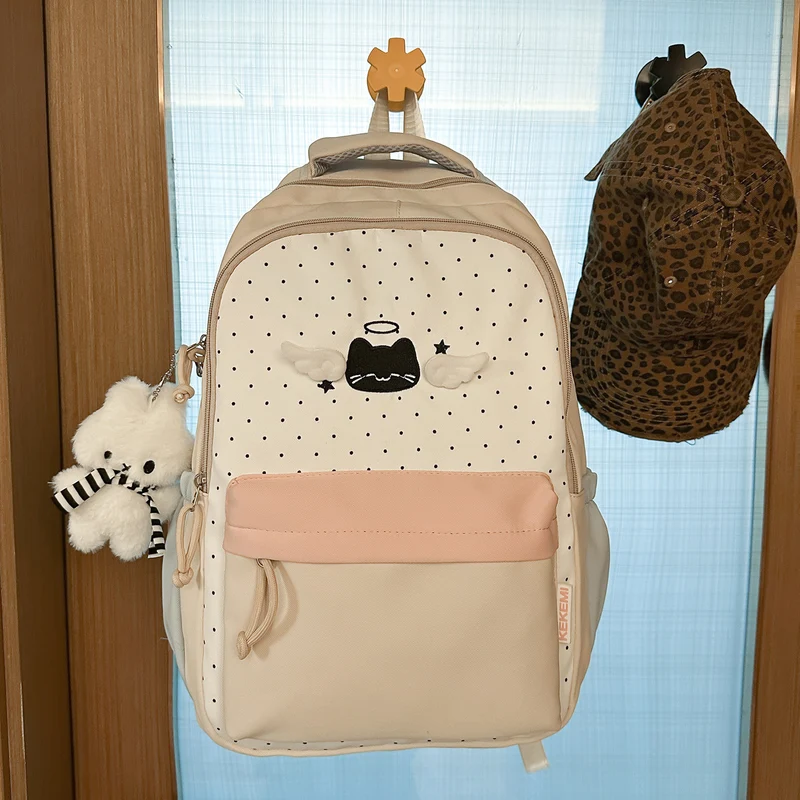 Niedliche Cartoon-Charakter-Rucksack Karnz
