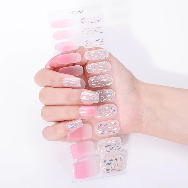 Glitzernde Nagelwickel