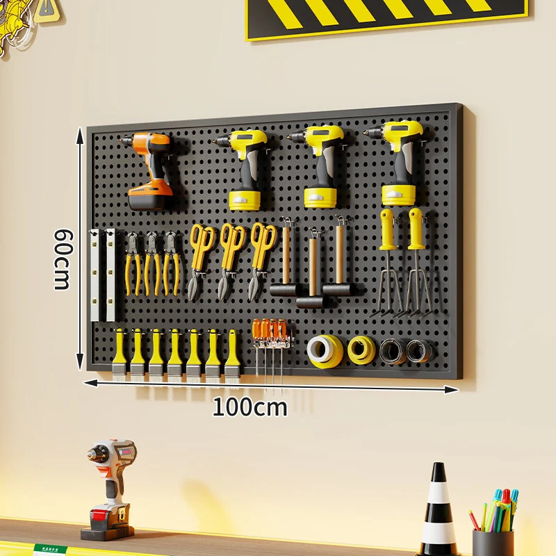 Wandmontierter perforierter Metallwerkzeug-Pegboard-Organizer mit Magnetstreifen und Mehrfachhaken