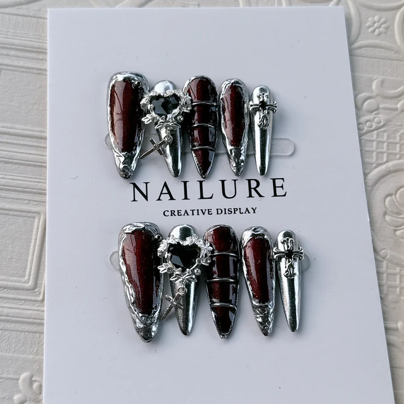 Gothic Glam Nagel Kunst Extensions