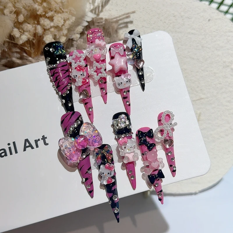 Dekoratives Press-On Nagelkunst-Set