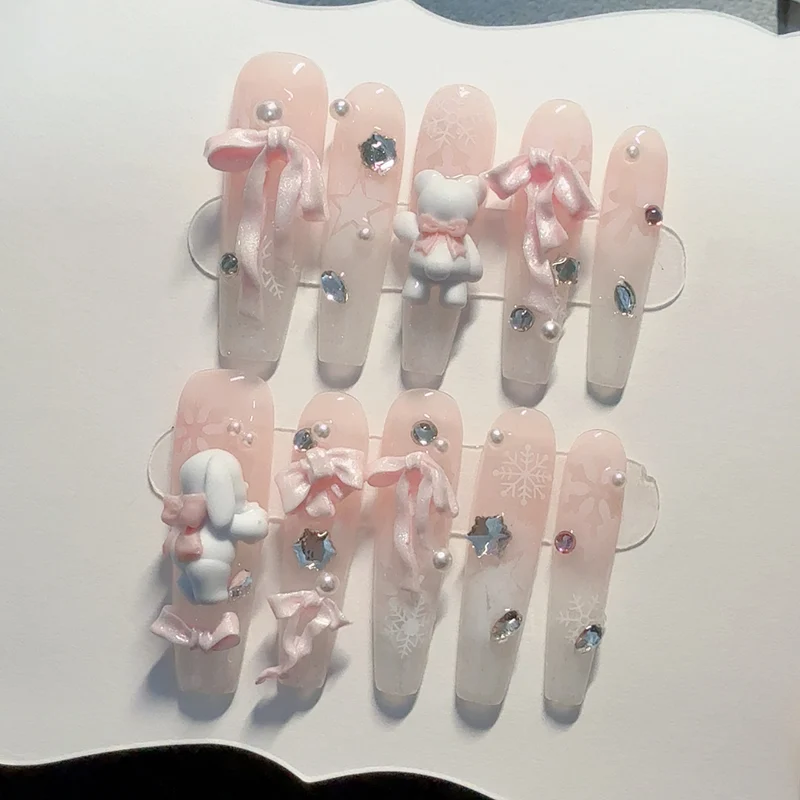 Dekorativer Nagelkunstset