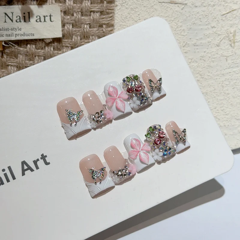 Künstlerische Glamour Nagelspitzen