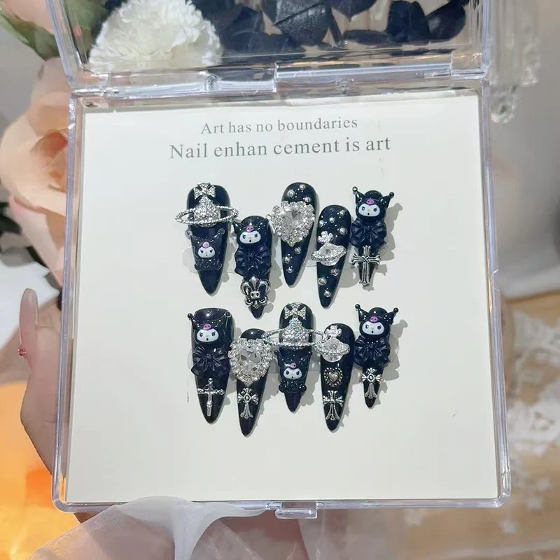 Künstlerische Gel-Nagelspitzen