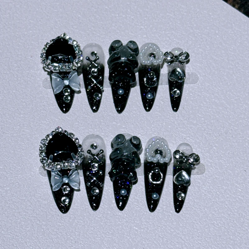Glamouröse Nagelkunst Verlängerungen