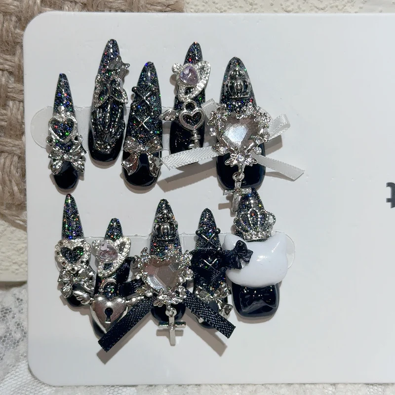 Glamouröse Nagelkunst Verlängerungen
