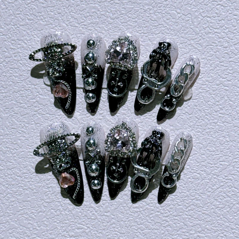Glamouröse Nagelkunst Verlängerungen