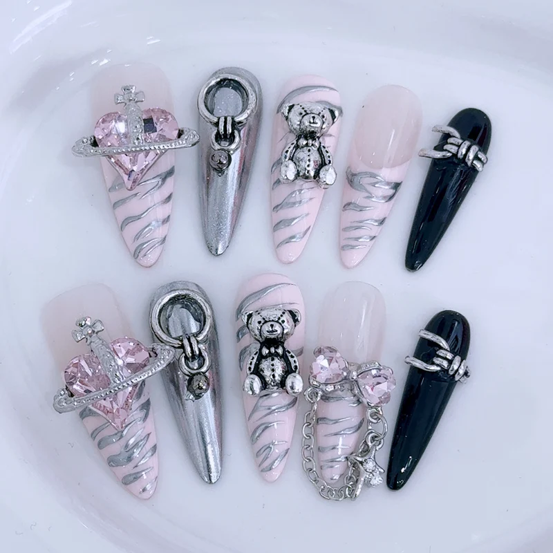 Glamouröse dekorative Nagelspitzen
