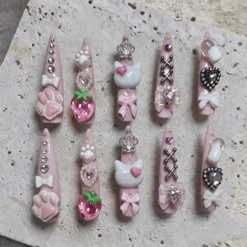 Verspieltes 3D-Nagelkunst-Set