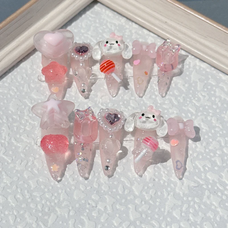 Verspieltes 3D-Charakter-Nagelkunst-Set